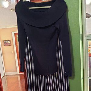 VEUC MK Womens Navy Off-Shoulder Sweater